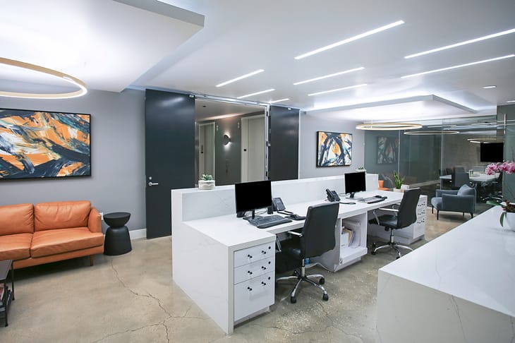 Image 27 of the Premier Workspaces - BUR - Burbank - CA - West Olive Avenue office