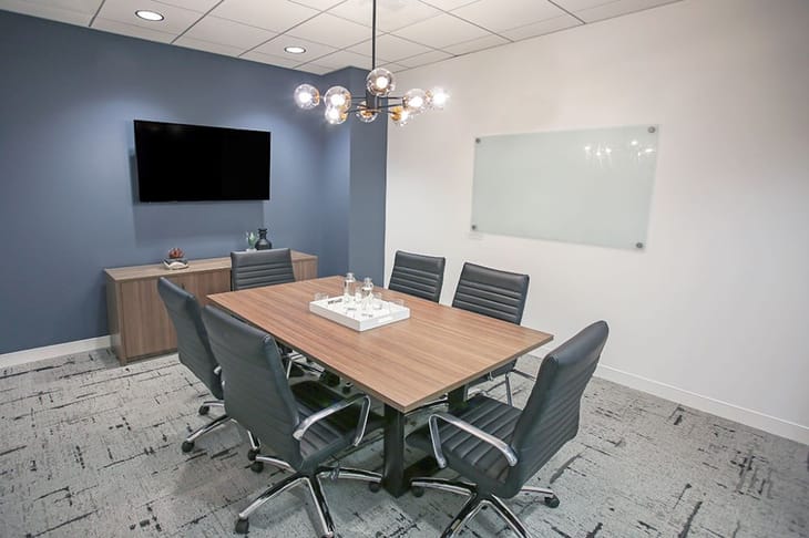 Image 11 of the Premier Workspaces - 4MB - Newport Beach - CA - MacArthur Boulevard office