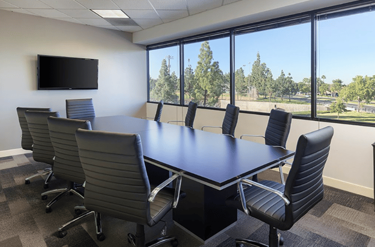 Image 9 of the Premier Workspaces - CTR - Irvine - CA - Centerstone Plaza - Barranca Parkway office