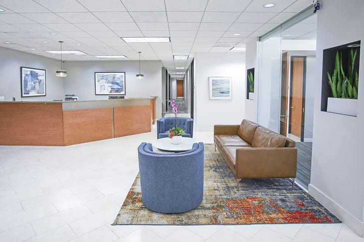 Image 10 of the Premier Workspaces - SPE - Irvine - CA - Irvine Center Dr office