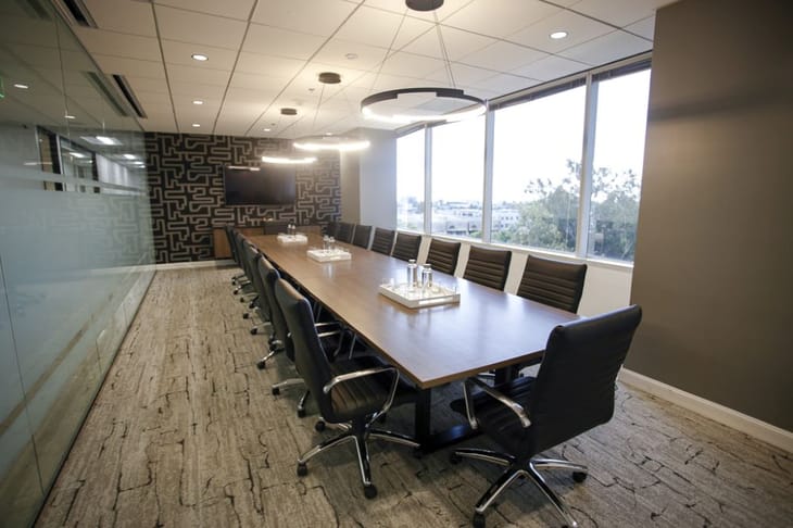 Image 8 of the Premier Workspaces - WIL  - Los Angeles - CA- 10940 Wilshire Blvd (Westwood Tower) office