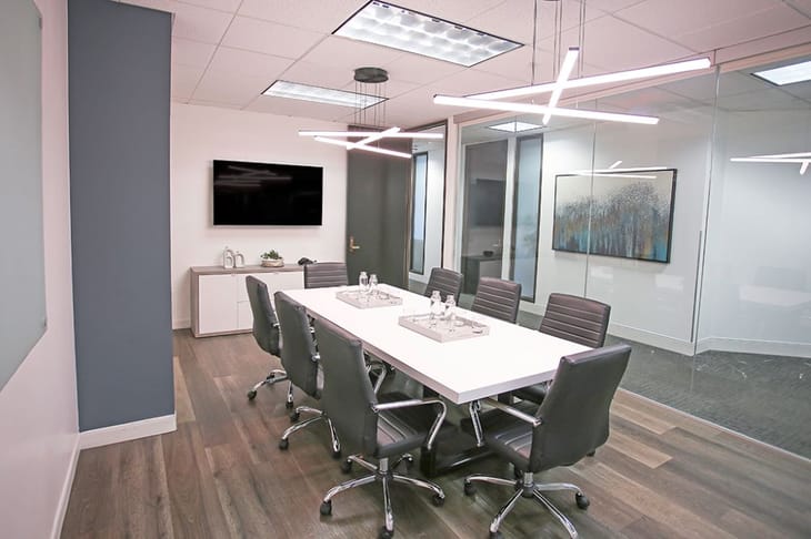 Image 9 of the Premier Workspaces - CER - Cerritos - CA - Studebaker Rd office