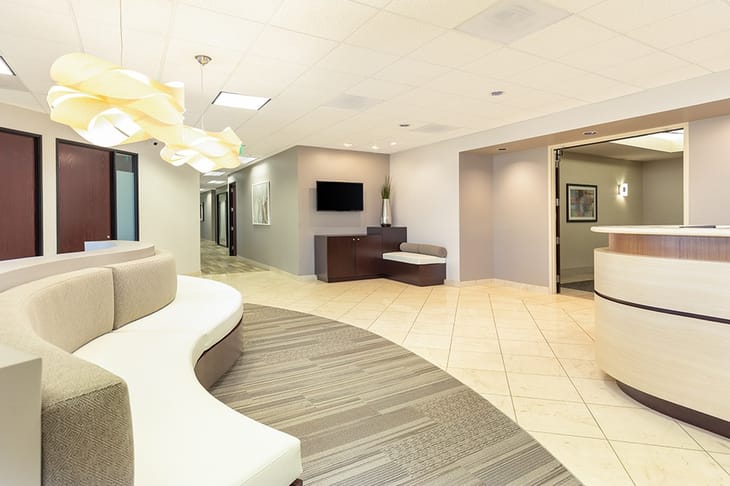 Image 7 of the Premier Workspaces - FHR - Foothill Ranch - CA - Towne Centre Plaza - Towne Centre Drive office