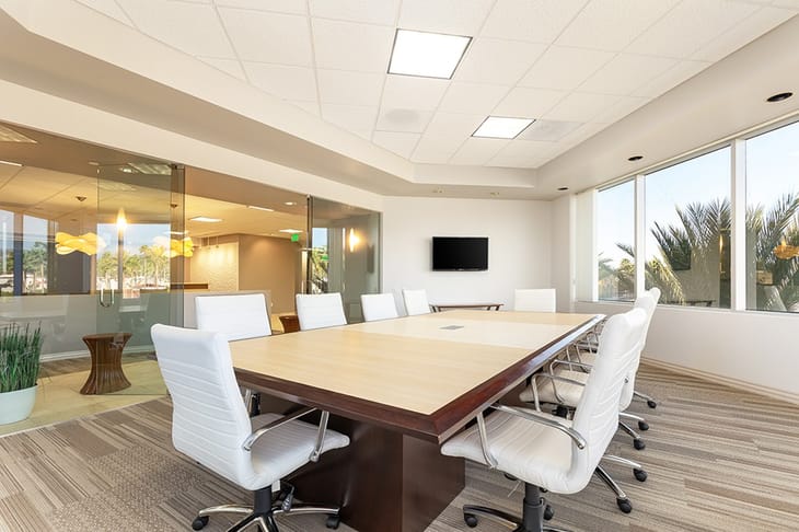 Image 9 of the Premier Workspaces - FHR - Foothill Ranch - CA - Towne Centre Plaza - Towne Centre Drive office