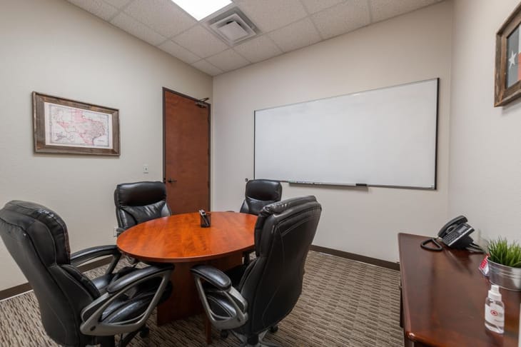 Image 17 of the Heritage Office Suites - Heritage Center Circle - Round Rock - TX office