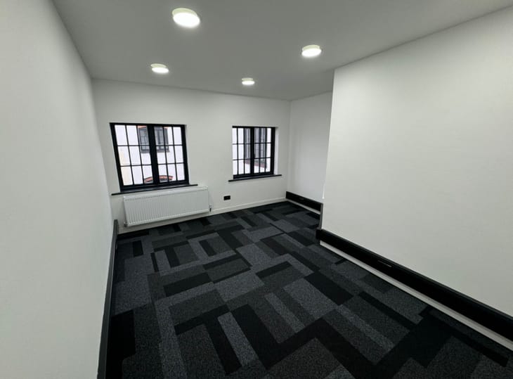 Image 43 of the Tia Property Solutions - Keys Court - 82-84 Moseley Street, B12 - Birmingham office