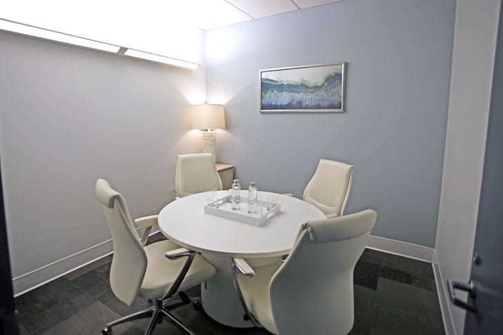 Image 13 of the Premier Workspaces - COL - Pasadena - CA - E. Colorado Blvd office