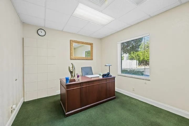 Image 20 of the EPO Executive Place Organisation - Hollywood Blvd - FL office