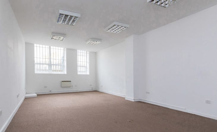 Image 13 of the Access Office Suites - Fairbank Studios - Lots Road, SW3 - Chelsea office