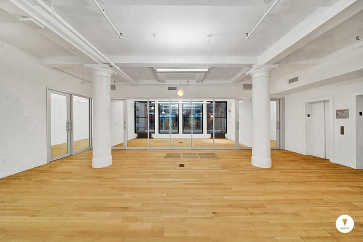 Image 13 of the Knotel - 30 West 26th Street - New York - NY office