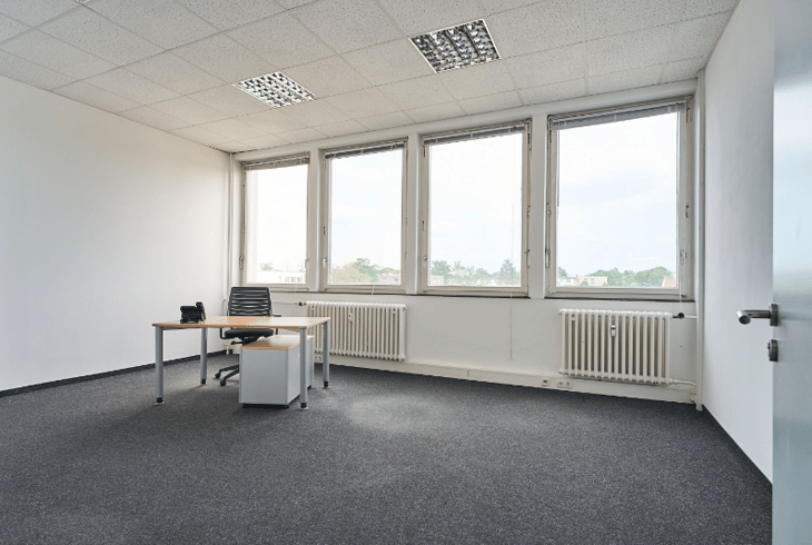 Image 20 of the Sirius Facilities GmbH - Templehof - Grosbeerenstrasse, 12107, Berlin-Mariendorf office