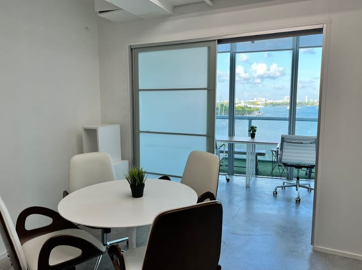 Image 90 of the Nimbler Spaces - Biscayne Blvd  - Miami office