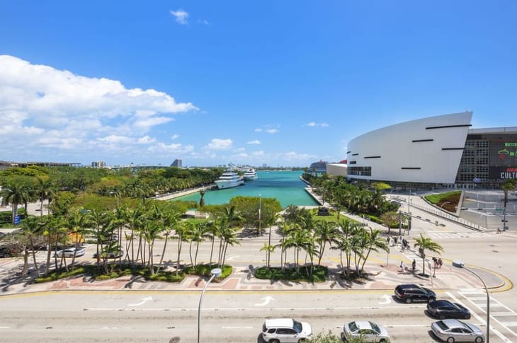 Image 147 of the Nimbler Spaces - Biscayne Blvd  - Miami office