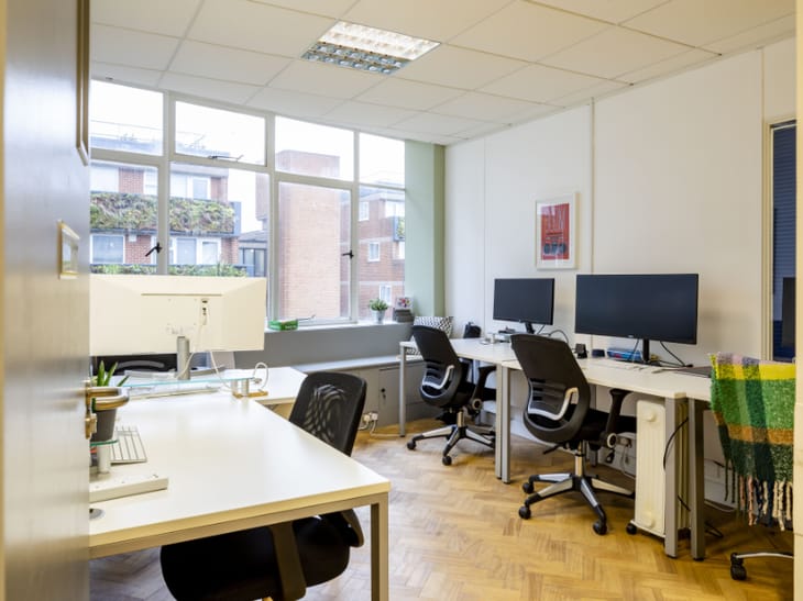 Image 15 of the Collaborate Works- Steward House, 14 Commercial Way, GU21 - Surrey office