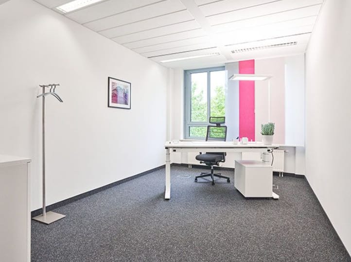 Image 28 of the Sirius Facilities GmbH - First Choice Business Center - Lilienthalstraße 27, 85399 Hallbergmoos - München office