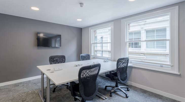 Image 30 of the The Boutique Workplace Company - 73 Watling Street, EC4M - Bank office