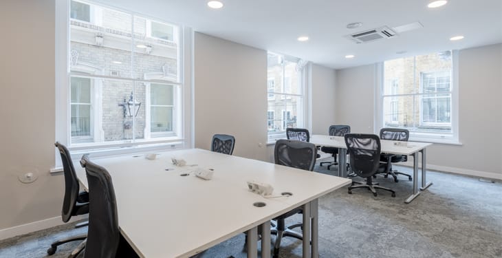 Image 32 of the The Boutique Workplace Company - 73 Watling Street, EC4M - Bank office