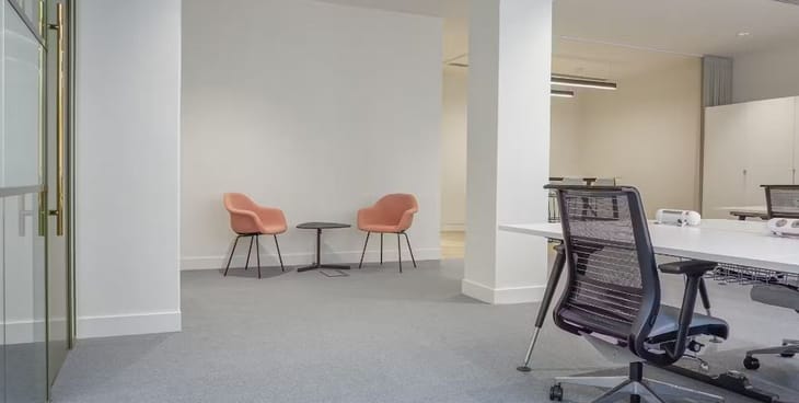 Image 9 of the The Crown Estate (Managed - 1,070 sqft) - 184-186 Regent Street, W1B - Mayfair office