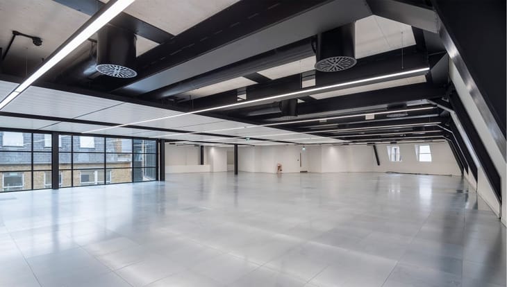 Image 6 of the Avison Young (Managed 8,555 sqft) - Yarnwicke 119-121 Cannon Street, EC4 - Bank office