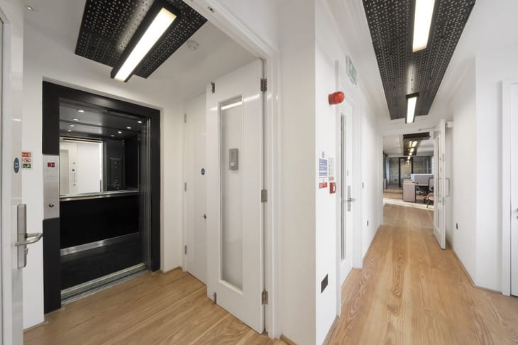 Image 10 of the Sub800 (Managed 742 sqft) - 16 Bowling Green Lane, EC1R - Clerkenwell office