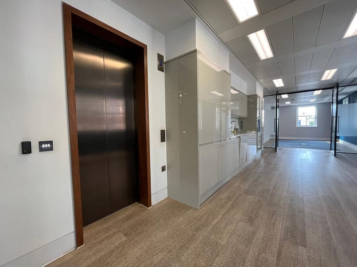 Image 20 of the Workplace Plus (Managed 1,122 sqft) - 115 Park Street, W1K - Mayfair office