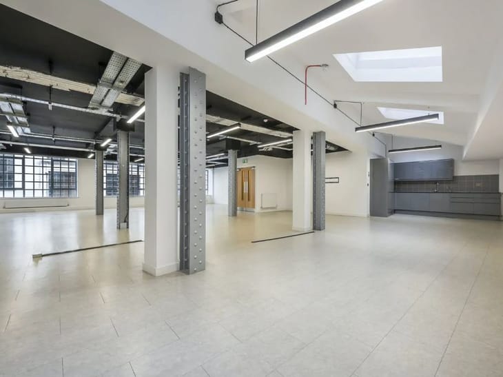 Image 7 of the Sub800 (Managed 2,734 sqft) - 3-11 Eyre Street Hill, EC1 - Clerkenwell office