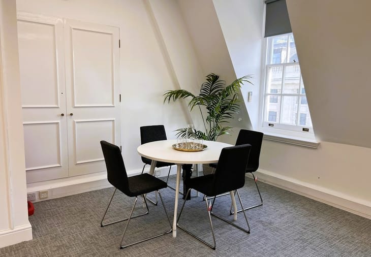 Image 9 of the Sub800 (Managed 763 sqft) - 13 Regent Street, SW14 - Mayfair office