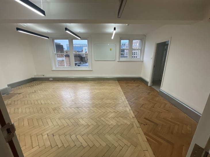 Image 3 of the Sub800 (Managed 1,323 sqft) - 6-7 Hatton Garden, EC1N - Clerkenwell office