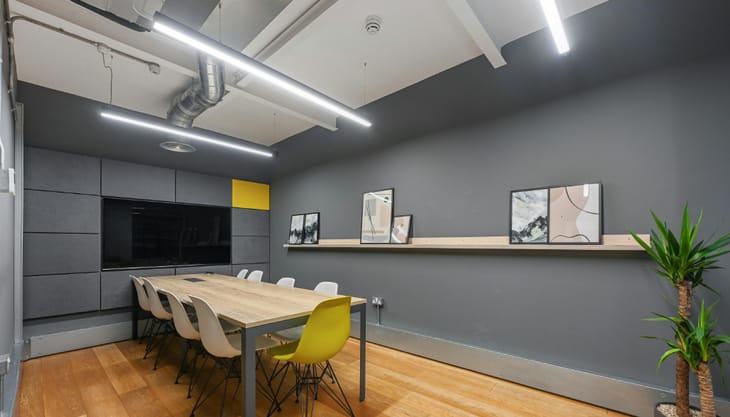 Image 30 of the Edward Charles and Partners (Managed - 2,185 sqft) - 40-42 Parker Street, WC2B - Holborn office