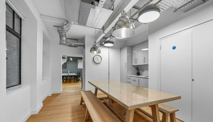 Image 32 of the Edward Charles and Partners (Managed - 2,185 sqft) - 40-42 Parker Street, WC2B - Holborn office