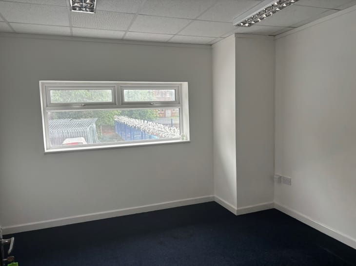 Image 10 of the Safestore (Managed 90 - 175 sqft) - Portway Road, WA10 - Wednesbury office