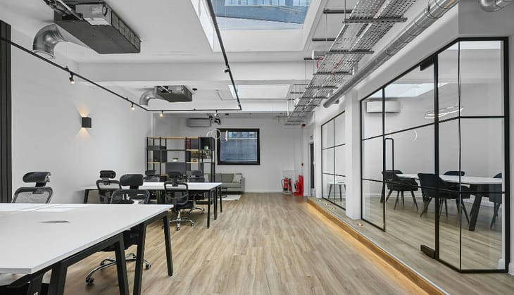 Image 16 of the Edward Charles and Partners (Managed 1,750 sqft) - 11-12 Charlotte Mews, W1T - Fitzrovia office