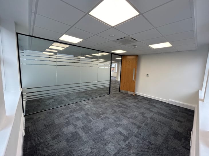 Image 31 of the Petchey Holdings (Managed 188 - 1,991 sqft) -  Dockmaster's House - 1 Hertsmere Road, E14 - Canary Wharf office