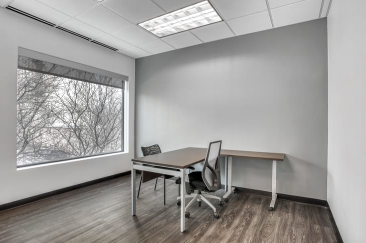 Image 15 of the Regus - 5113 S. Harper,Suite 2C office