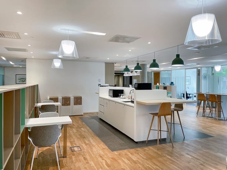 Image 24 of the Regus - Toulouse Ramonville Business Centre,5 Avenue Pierre-Georges Latécoère, Bâtiment B office