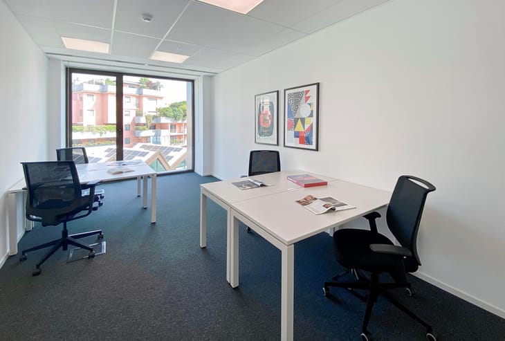 Image 9 of the Regus - Via Francesco Melzi d'Eril, 34 office