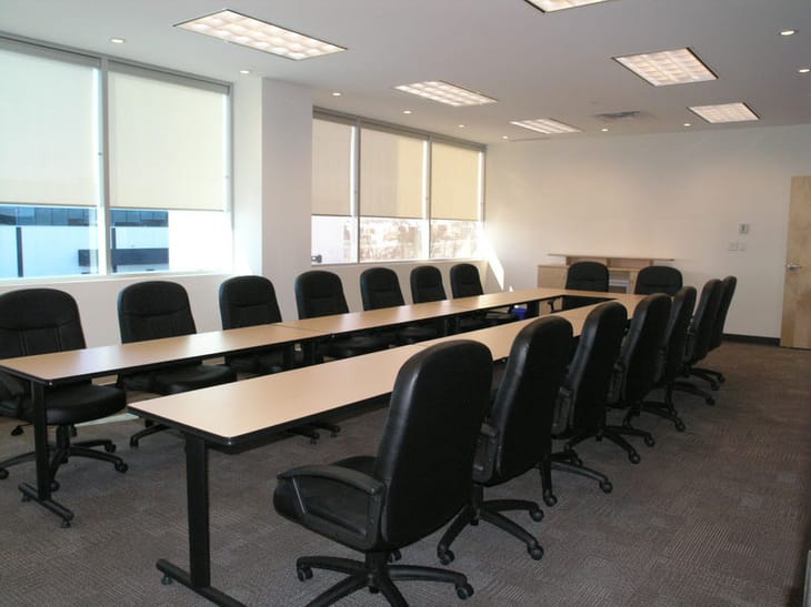 Image 9 of the Iserve Executive Centre Inc. office