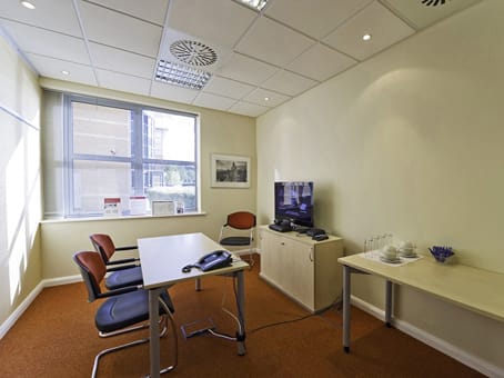 Image 18 of the Regus - East Midlands Airport, DE74 - Derby office