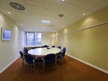 Image 19 of the Regus - East Midlands Airport, DE74 - Derby office