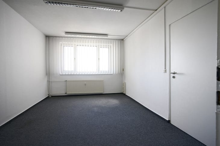 Image 9 of the Sirius Facilities GmbH - Industriestrasse, Rostock - 18069 office