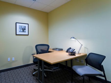 Image 16 of the Regus - Broadway, Pearland - TX office