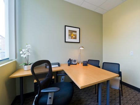 Image 18 of the Regus - Broadway, Pearland - TX office