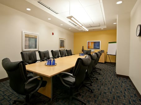 Image 21 of the Regus - St Charles - The Plaza - Illinois Street, St Charles - IL office