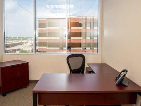 Image 13 of the Regus - Park Ten Place, Houston - TX office