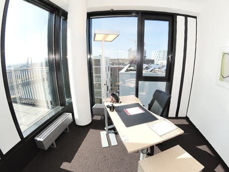 Image 9 of the Regus - HafenCity - Am Kaiserkai 1 - Hamburg office