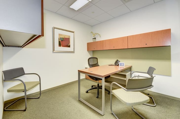 Image 14 of the Carr Workplaces - Tysons Boulevard - McLean - VA office