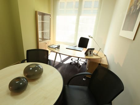 Image 14 of the Regus - Marfa Building - Weygand Street - Souks - Beirut office