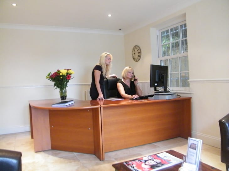 Image 16 of the Pembridge Business Centre - Nicholson House - Thames Street, KT13 - Weybridge office