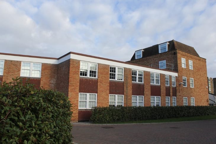 Image 13 of the Pembridge Business Centre - Nicholson House - Thames Street, KT13 - Weybridge office