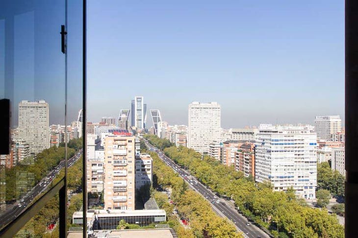 Image 33 of the Regus - Madrid, Financial District - Torre Europa - Paseo de la Castellana, Madrid office